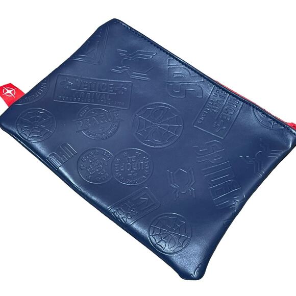 United Airlines First Class Marvel SpiderMan Far From Home Amenity Travel Bag - Picture 2 of 12